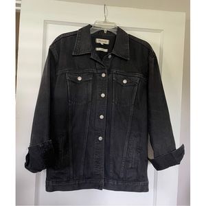 Madewell Oversized Trucker Jean Jacket in Washed Black